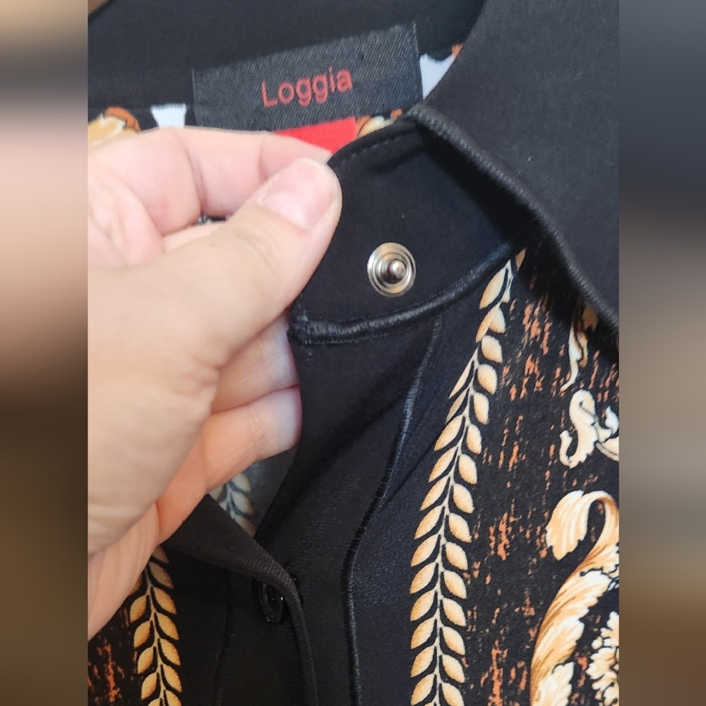 Chic Women's Button Down Shirt with Leopard and Gold Design - Picture 4 of 5